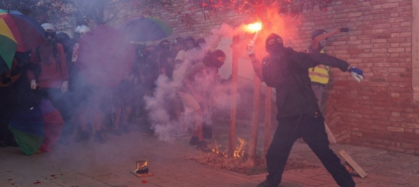 g20-e-il-giorno-della-protesta-corteo-e-scontri