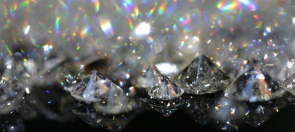 londra-lupin-e-donna-rubati-diamanti-per-5-milioni-di-euro