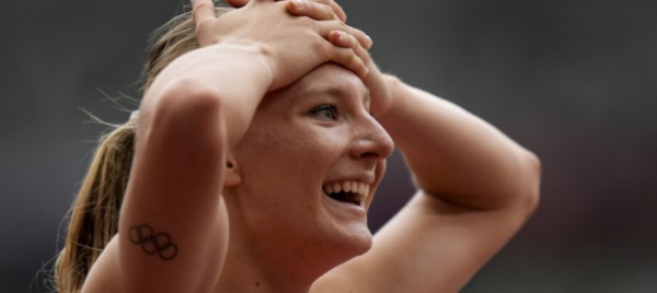 ajla-del-ponte-mujinga-kambundji-e-il-sogno-della-finale