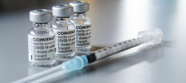 due-dosi-pfizer-o-astrazeneca-efficaci-contro-la-delta