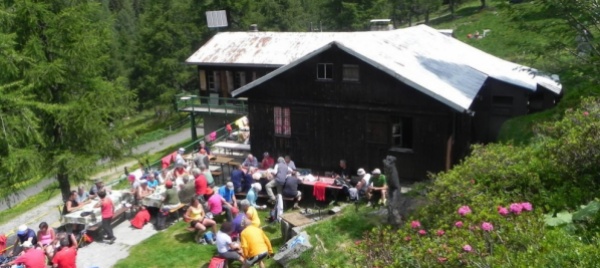 festa-di-apertura-alla-capanna-gesero