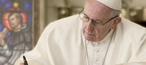 vaticano-papa-francesco-operato-al-policlinico-gemelli