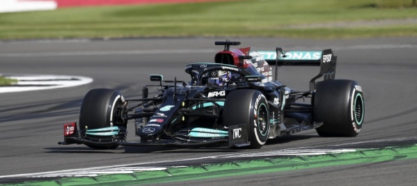 hamilton-riprende-leclerc-e-accorcia-su-verstappen