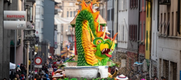 il-gruppo-grandi-carnevali-si-separa-dal-nebiopoli