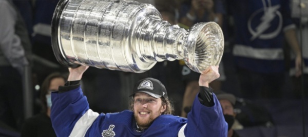 la-nhl-torna-a-una-stagione-da-82-partite