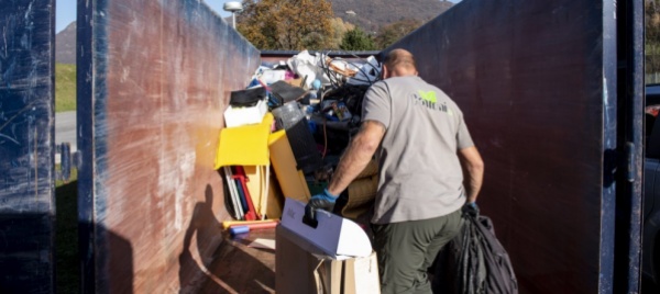 pubblicati-gli-orari-estivi-dell-ecocentro-di-chiasso