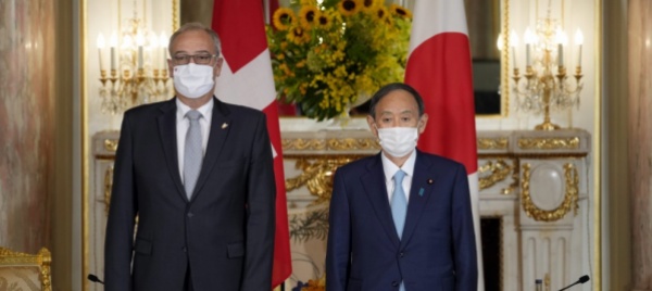parmelin-incontra-il-primo-ministro-giapponese-yoshihide-suga