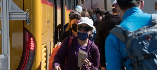 verzasca-un-uovo-di-colombo-a-forma-di-bus-elettrico