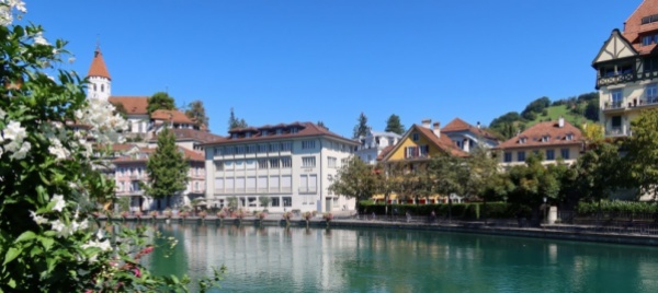 da-locarno-al-lago-di-thun-alla-scoperta-di-thun