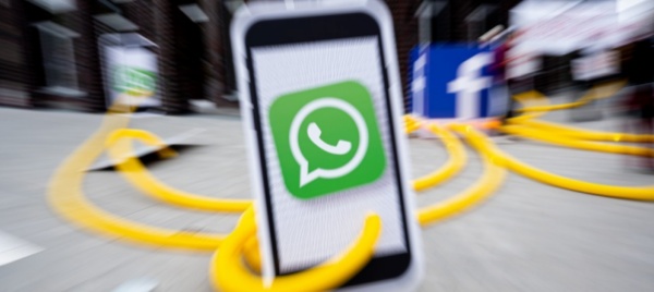 troppe-pressioni-sugli-utenti-whatsapp-denunciata