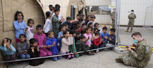 allarme-onu-sei-afghani-sfollati-su-10-sono-bambini