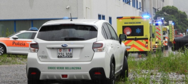carasso-principio-d-incendio-in-ditta-8-intossicati-lievi