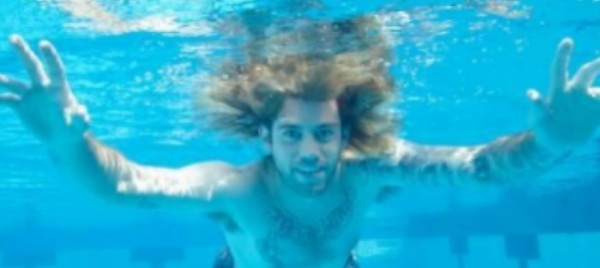 nevermind-il-bimbo-sott-acqua-fa-causa-ai-nirvana