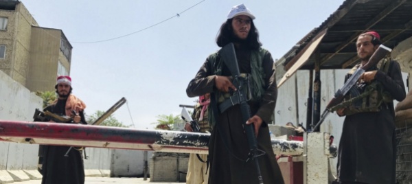 sparatoria-all-aeroporto-di-kabul-un-soldato-ucciso