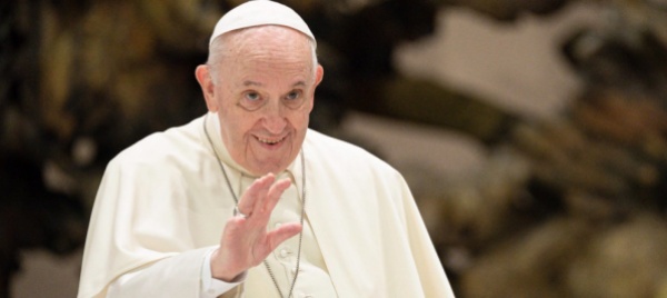 papa-francesco-un-infermiere-mi-ha-salvato-la-vita