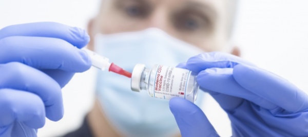piu-della-meta-della-popolazione-e-completamente-vaccinata
