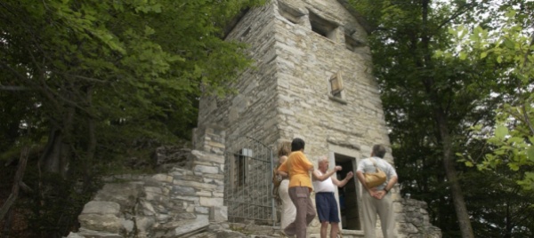 colazione-e-visita-guidata-al-roccolo-di-scudellate