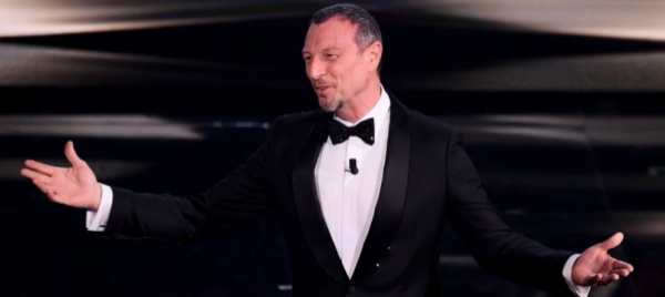 sanremo-2022-amadeus-fa-il-triplete