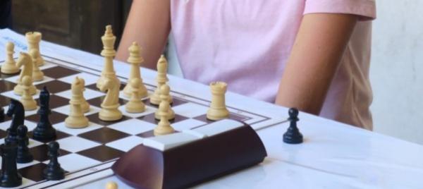tenero-le-reginette-degli-scacchi-a-caccia-del-titolo