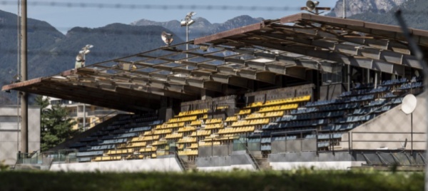 nubifragio-di-lunedi-a-locarno-danni-ingenti-a-boschi-e-stadio