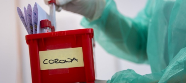 in-svizzera-2-125-nuovi-contagi-piu-ricoveri-in-cure-intense