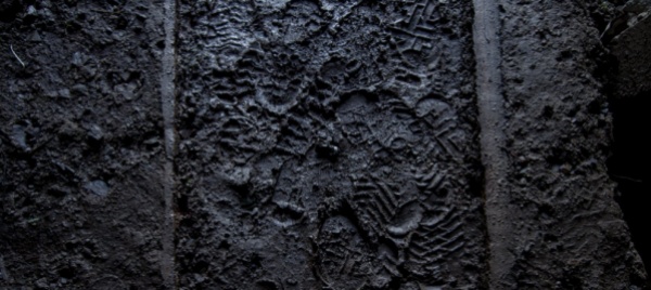 intrappolata-nel-fango-salvata-solo-nella-notte