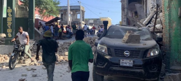 haiti-piu-di-300-i-morti-del-terremoto