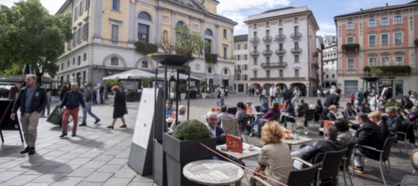 gastrolugano-rallegrati-dai-molti-turisti