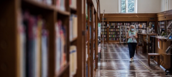 obbligo-certificato-covid-biblioteche-chiuse-per-2-giorni