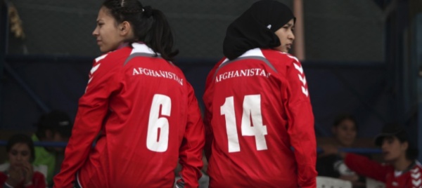 la-nazionale-di-calcio-femminile-afghana-e-fuggita-in-pakistan
