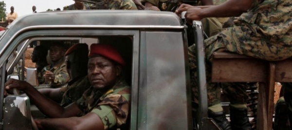 torna-nel-caos-la-guinea-conakry