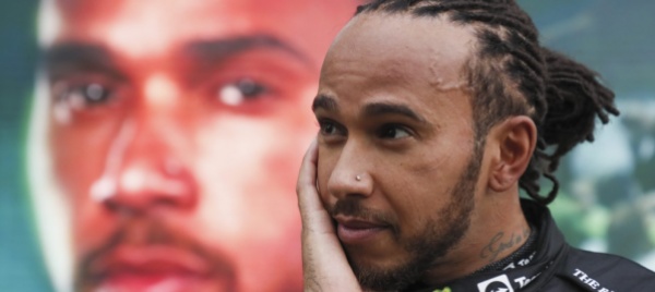la-russia-ai-piedi-di-hamilton-centesima-vittoria-in-carriera