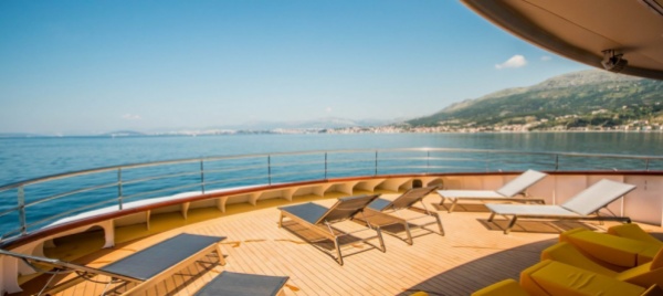 le-isole-della-dalmazia-a-bordo-di-uno-yacht-di-lusso