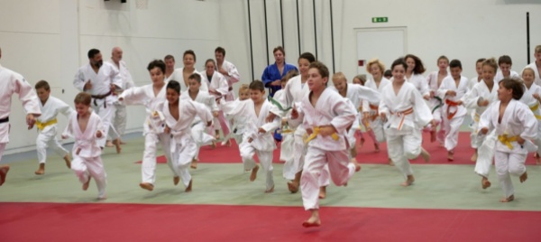 rialza-la-testa-con-i-corsi-il-judo-club-muralto