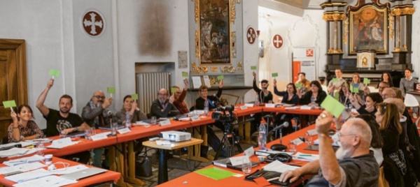 cittadini-e-vita-politica-serata-pubblica-con-la-gioventu-dibatte