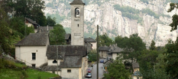 linescio-giornata-di-volontariato-sui-terrazzamenti