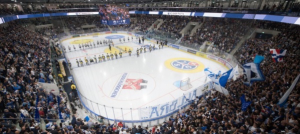 la-montanara-tiene-a-battesimo-il-nuovo-stadio-dell-ambri