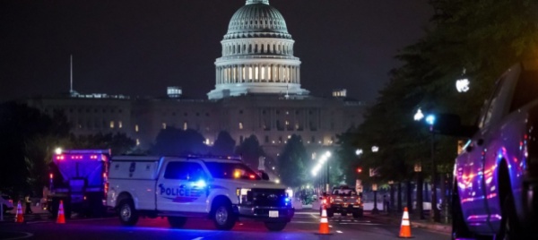 alta-tensione-a-washington-raduno-di-destra-a-capitol-hill