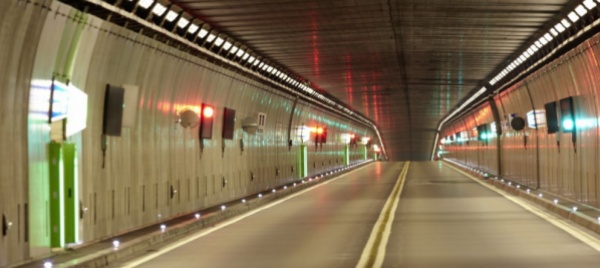 tunnel-del-gottardo-14-notti-di-chiusura-per-manutenzione