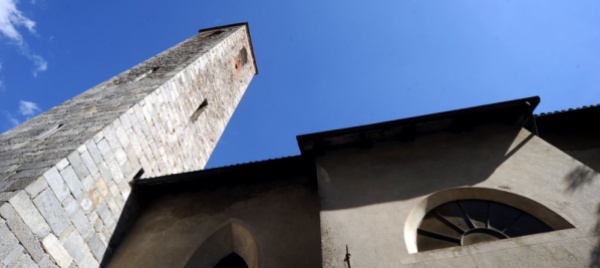 dubbi-e-domande-per-l-antenna-sul-campanile-del-papio