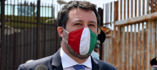 l-italia-vota-il-green-pass-ma-mezza-lega-si-sfila