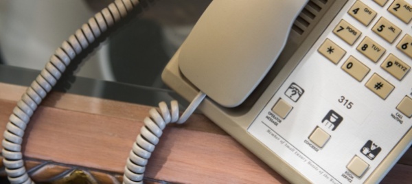 gigante-giallo-beccati-i-furbetti-della-linea-telefonica