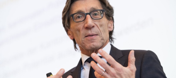 thomas-heiniger-lascia-la-presidenza-di-croce-rossa-svizzera