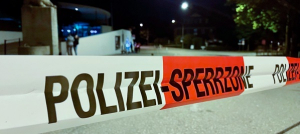 sconosciuti-fanno-saltare-bancomat-allo-zoo-di-zurigo