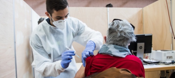 sempre-piu-vicina-la-terza-dose-in-svizzera