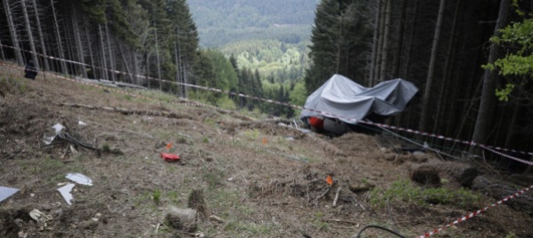 mottarone-lunedi-al-via-la-rimozione-della-cabina-precipitata