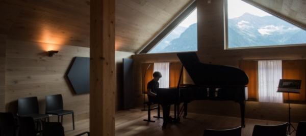 sobrio-a-casa-mahler-pagine-di-beethoven-mendelssohn-e-debussy