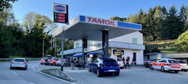 rapinato-il-distributore-tamoil-a-san-pietro-di-stabio