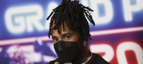lewis-hamilton-il-piu-veloce-in-turchia