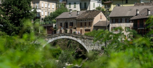 con-la-sat-gita-culturale-a-giornico
